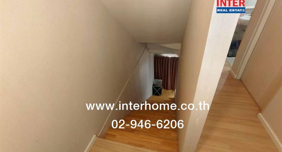 For sale 3 bedrooms townhouse in Phasi Charoen, Bangkok