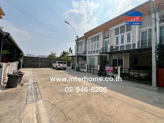 出租 和 出售 4 卧室 联排别墅 在 Khlong Sam Wa, 曼谷