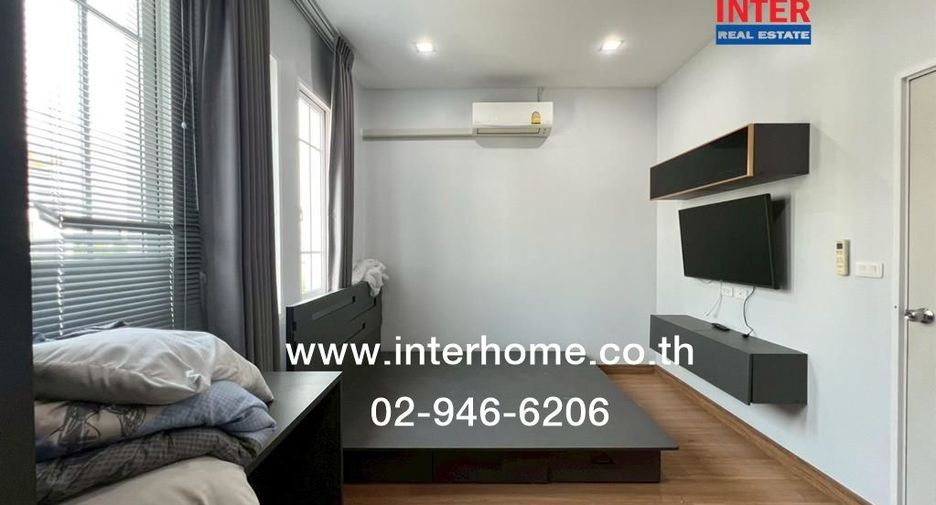 For rent and for sale 4 bedrooms townhouse in Khlong Sam Wa, Bangkok