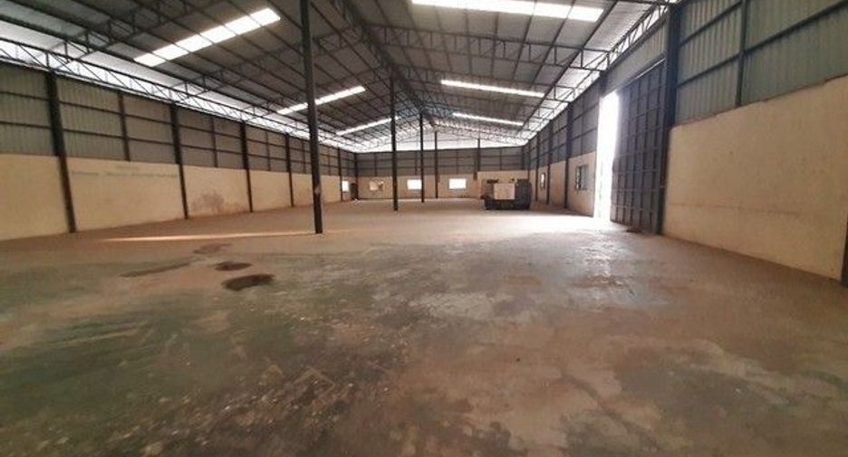 For sale 1 bed warehouse in Ban Bueng, Chonburi