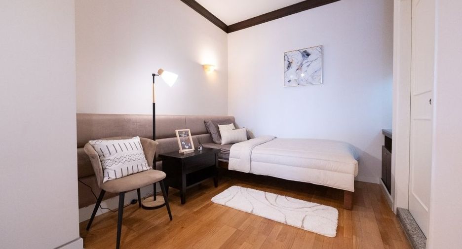 For sale 2 bedrooms condo in Yan Nawa, Bangkok