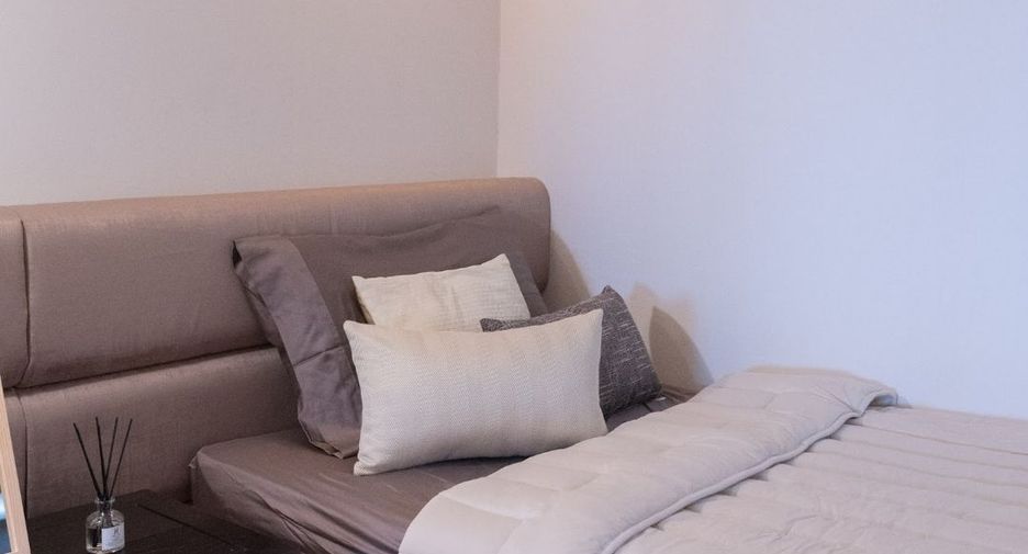 For sale 2 bedrooms condo in Yan Nawa, Bangkok