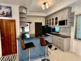 Casa en alquiler de 3 habitaciones en Bang Lamung, Chonburi