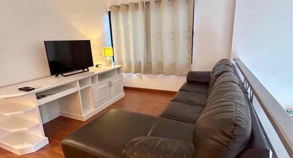 À louer 3 chambres maison à Bang Lamung, Chonburi