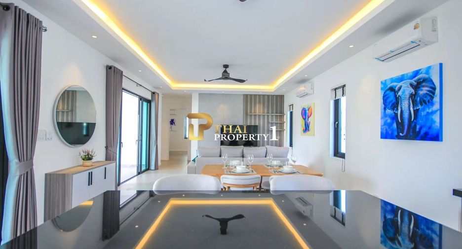 For sale 4 bedrooms villa in Hua Hin, Prachuap Khiri Khan