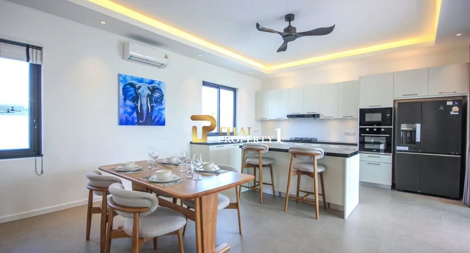 For sale 4 bedrooms villa in Hua Hin, Prachuap Khiri Khan