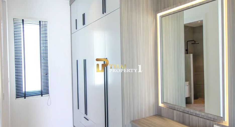 For sale 4 bedrooms villa in Hua Hin, Prachuap Khiri Khan