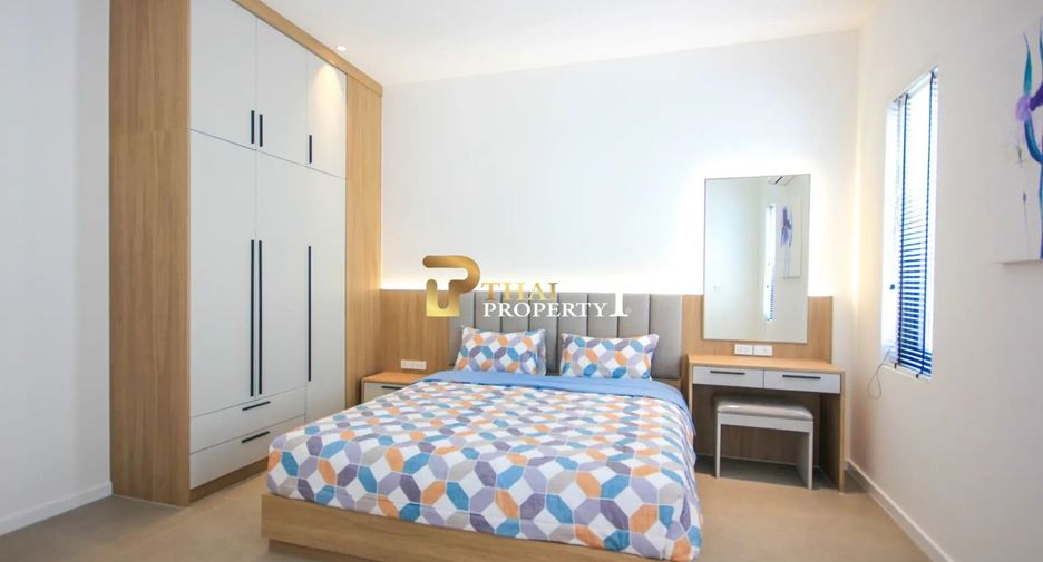 For sale 4 bedrooms villa in Hua Hin, Prachuap Khiri Khan