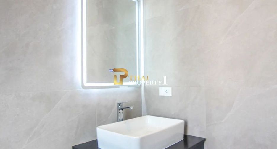 For sale 4 bedrooms villa in Hua Hin, Prachuap Khiri Khan