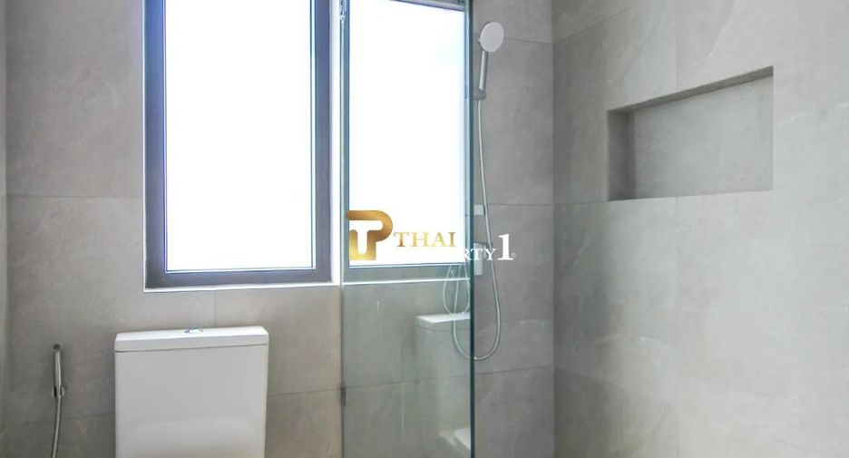 For sale 4 bedrooms villa in Hua Hin, Prachuap Khiri Khan