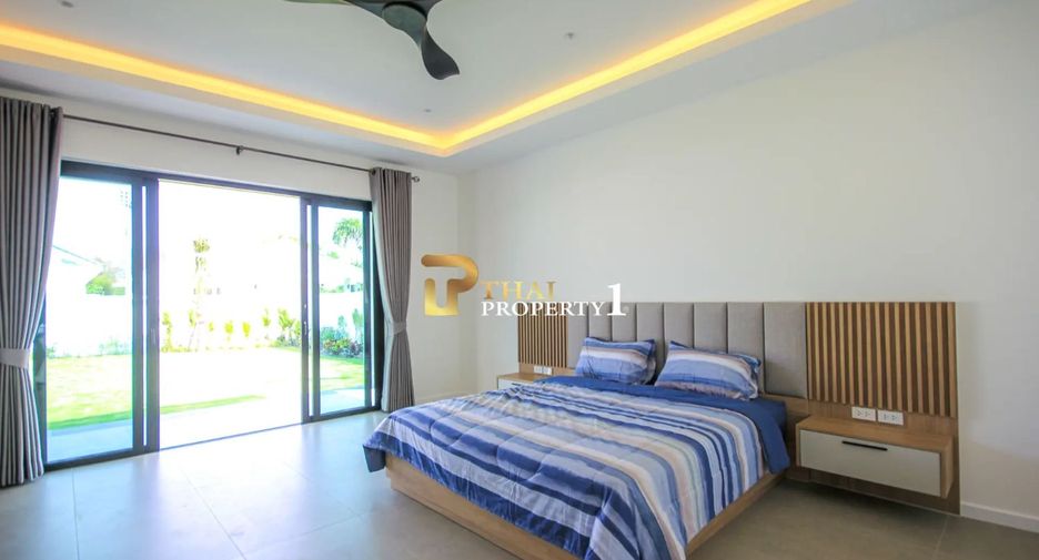 For sale 4 bedrooms villa in Hua Hin, Prachuap Khiri Khan