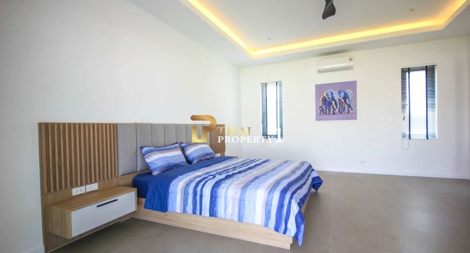 For sale 4 bedrooms villa in Hua Hin, Prachuap Khiri Khan