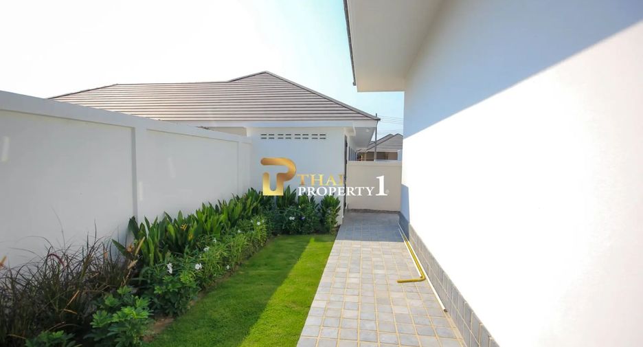 For sale 4 bedrooms villa in Hua Hin, Prachuap Khiri Khan