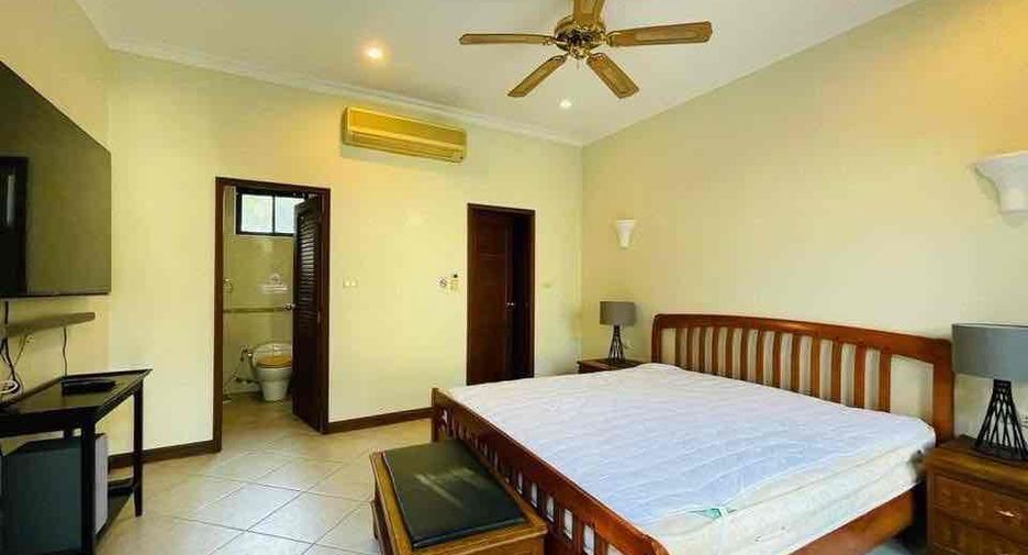 À louer 3 chambres villa à Bang Lamung, Chonburi