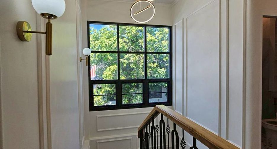 Haus zum Kauf mit 4 Zimmer in Mueang Chiang Mai, Chiang Mai