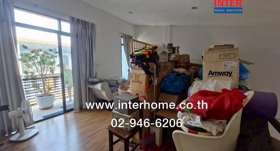 For sale 3 bedrooms townhouse in Pak Kret, Nonthaburi