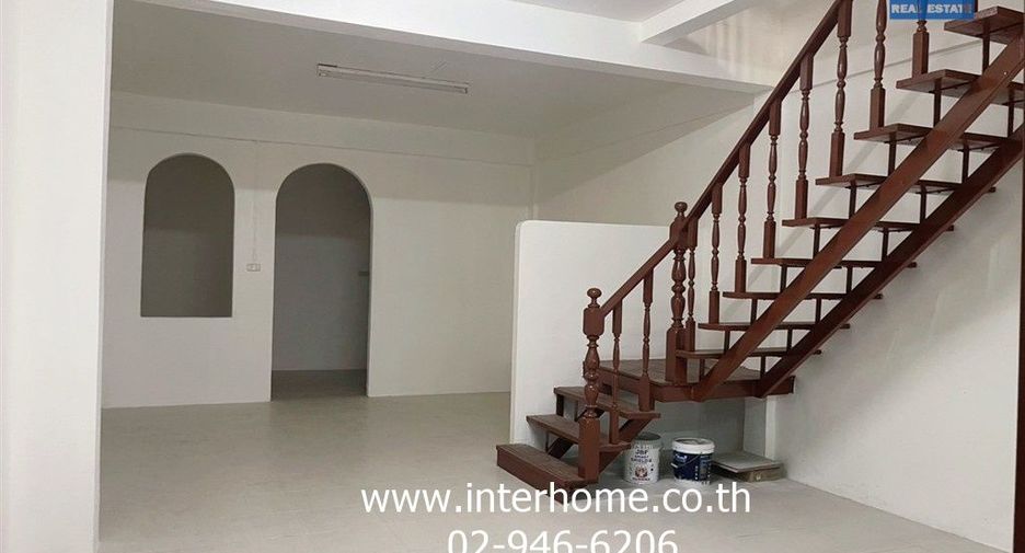 For sale 2 bedrooms townhouse in Chatuchak, Bangkok
