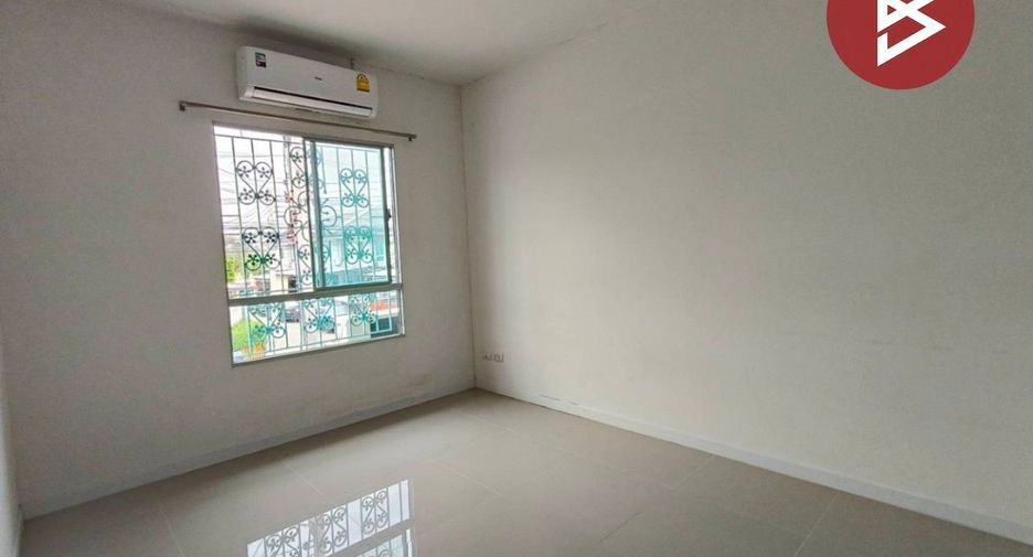For sale 3 bedrooms townhouse in Khlong Luang, Pathum Thani