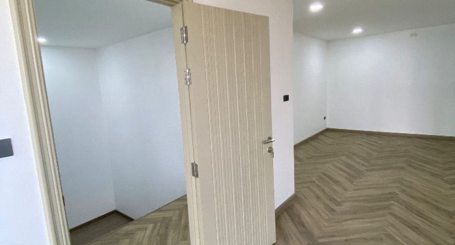 出租 和 出售 4 卧室 独立屋 在 Bang Khen, 曼谷