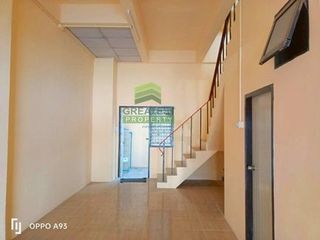 Gewerbefläche zum Kauf mit 3 Zimmer in Bang Yai, Nonthaburi