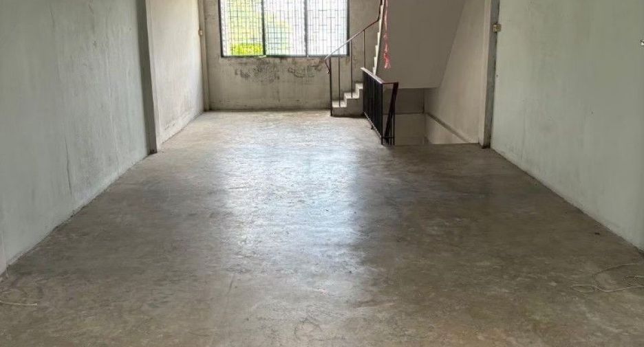 For sale 2 bedrooms retail Space in Bang Bon, Bangkok