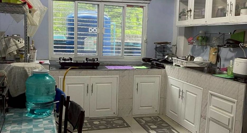 For sale 6 bedrooms house in Bang Lamung, Chonburi