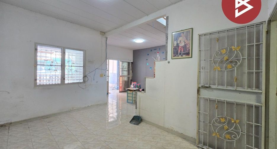 For sale 3 bedrooms townhouse in Phra Samut Chedi, Samut Prakan