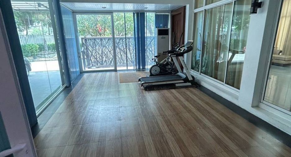 For rent そして for sale 5 ベッドルーム house in Bueng Kum, Bangkok
