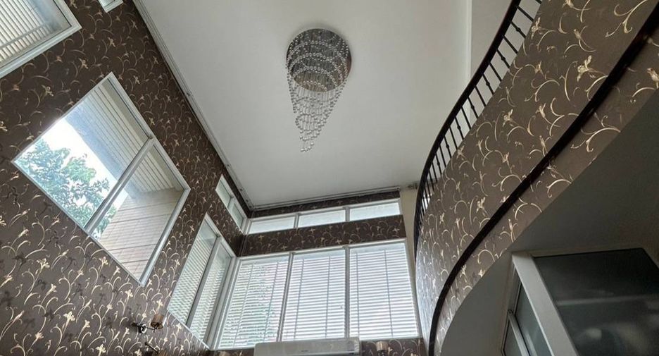 For rent そして for sale 5 ベッドルーム house in Bueng Kum, Bangkok