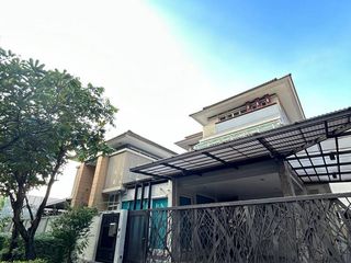 Аренда и продажа 5 спальни дом в Буенг Кум, Бангкок
