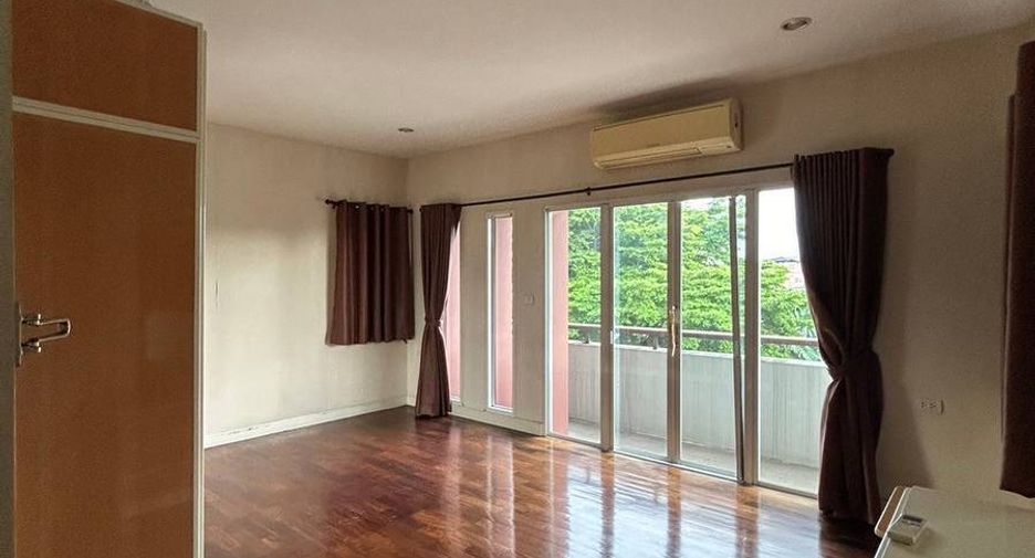 For rent そして for sale 5 ベッドルーム house in Bueng Kum, Bangkok