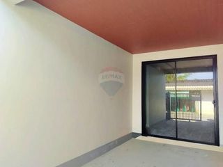 For sale 2 ベッドルーム townhouse in Ko Samui, Surat Thani