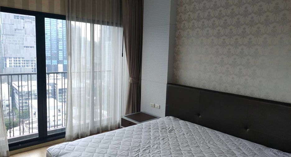 For rent 2 bedrooms condo in Khlong Toei, Bangkok