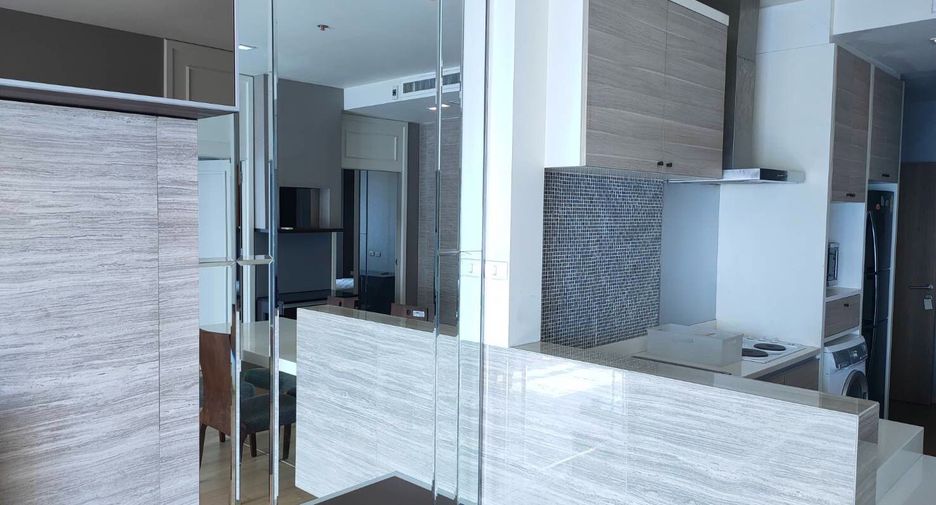 For rent 2 bedrooms condo in Khlong Toei, Bangkok