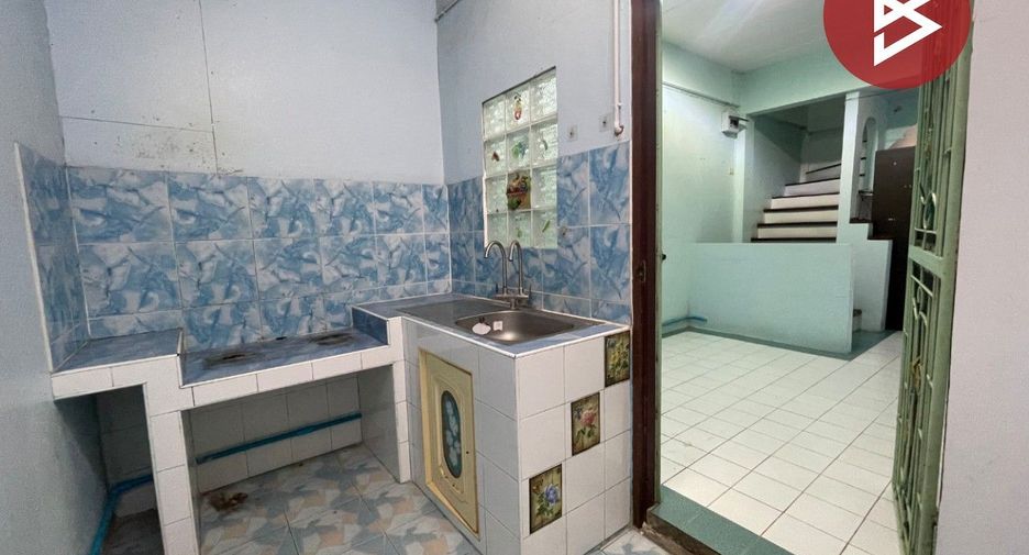 For sale 2 bedrooms townhouse in Mueang Samut Sakhon, Samut Sakhon