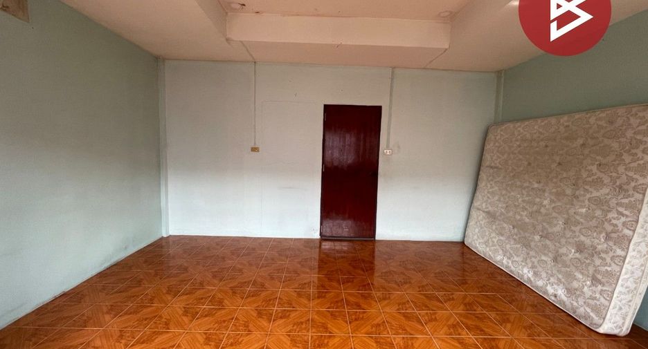 For sale 2 bedrooms townhouse in Mueang Samut Sakhon, Samut Sakhon