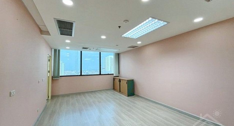 For rent office in Bang Na, Bangkok