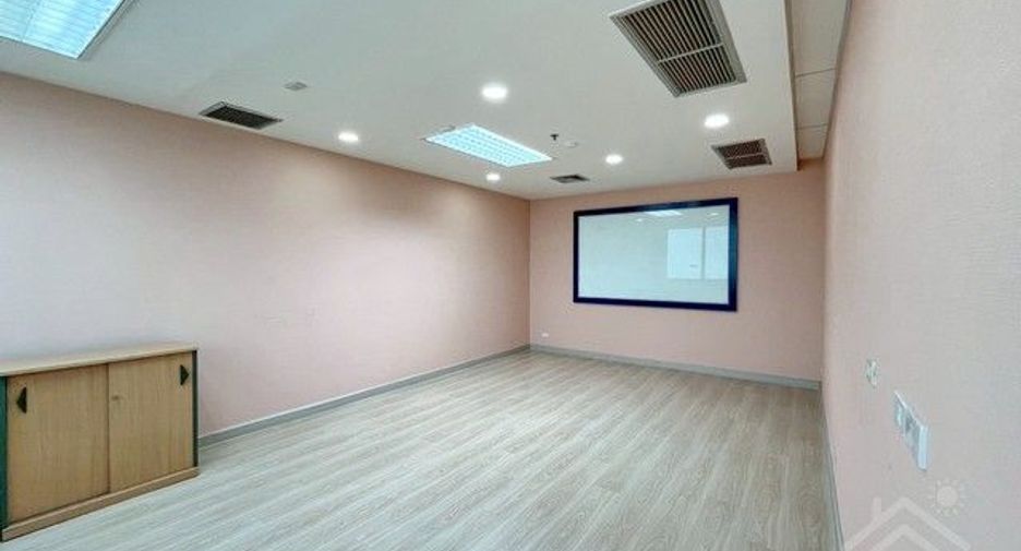 For rent office in Bang Na, Bangkok
