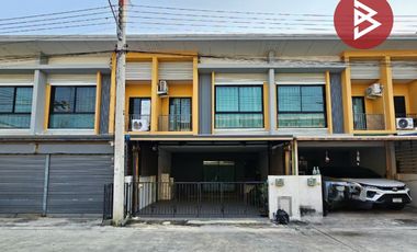 For sale 4 bedrooms townhouse in Mueang Chachoengsao, Chachoengsao
