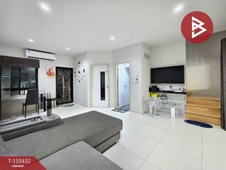 For sale 4 bedrooms townhouse in Mueang Chachoengsao, Chachoengsao