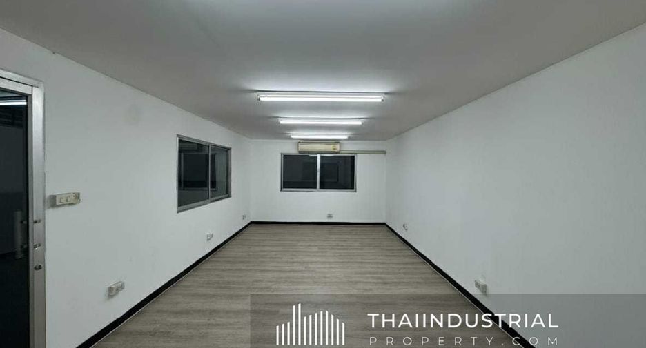 À louer entrepôt à Si Racha, Chonburi