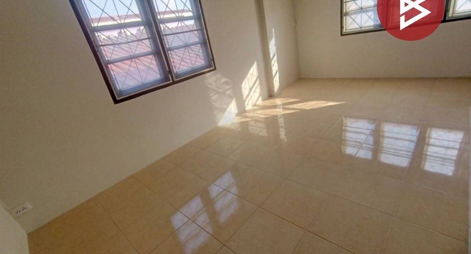 For sale 2 bedrooms townhouse in Bang Sao Thong, Samut Prakan