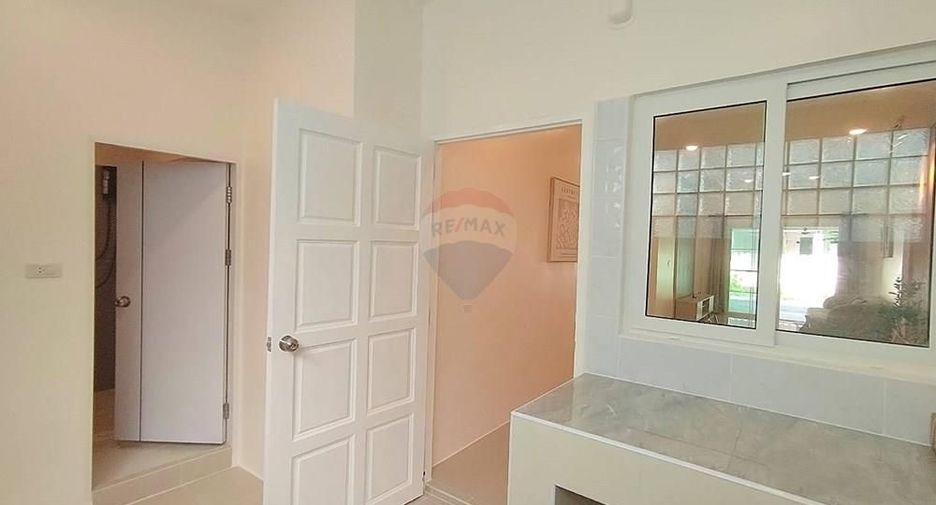 For sale 2 bedrooms townhouse in Ko Samui, Surat Thani