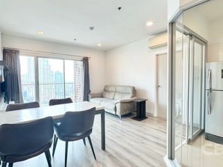 Продажа 2 спальни кондо в Сатхон, Бангкок