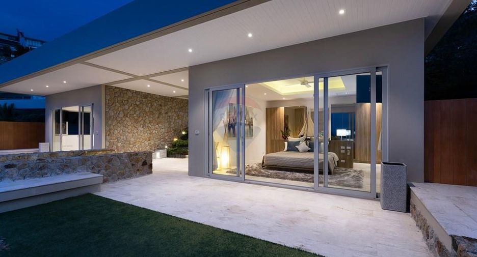 For rent 4 bedrooms villa in Ko Samui, Surat Thani
