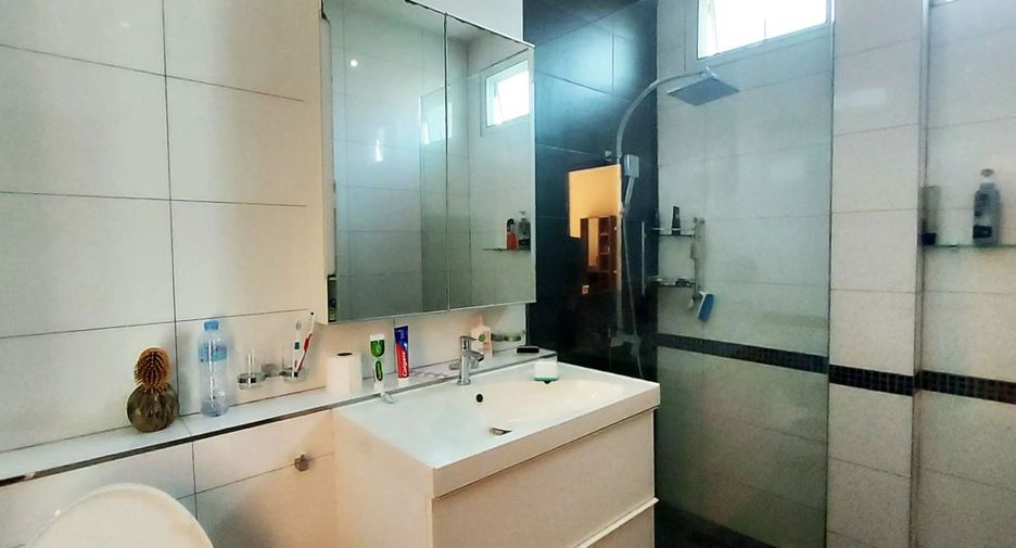 For sale 5 ベッドルーム hotel in Mueang Rayong, Rayong