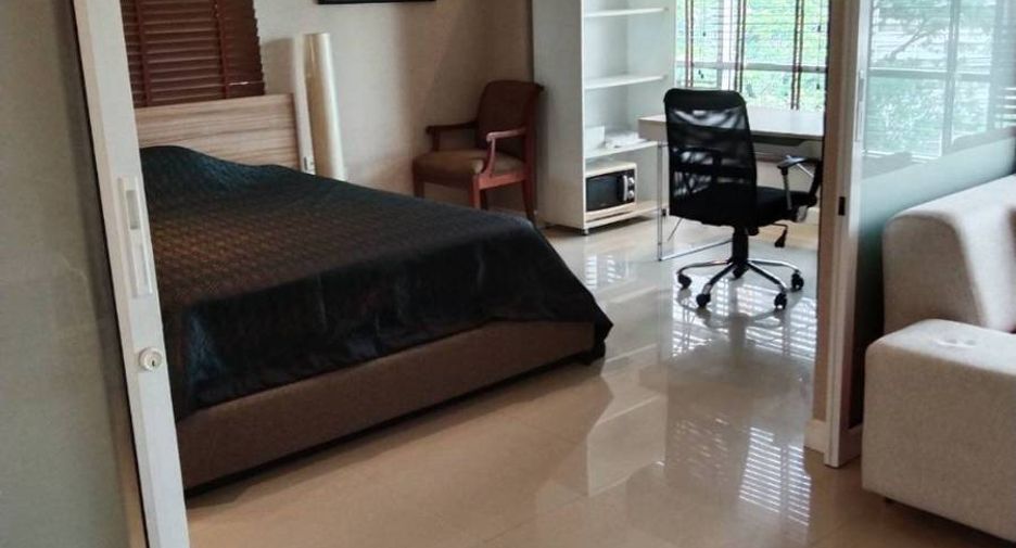 For rent and for sale 1 bed condo in Khlong Toei, Bangkok
