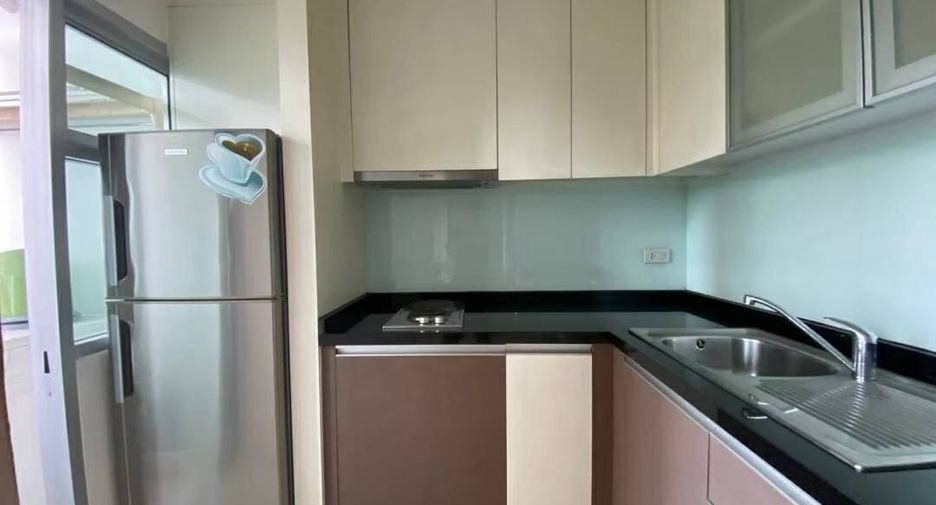 For rent and for sale 1 bed condo in Khlong Toei, Bangkok