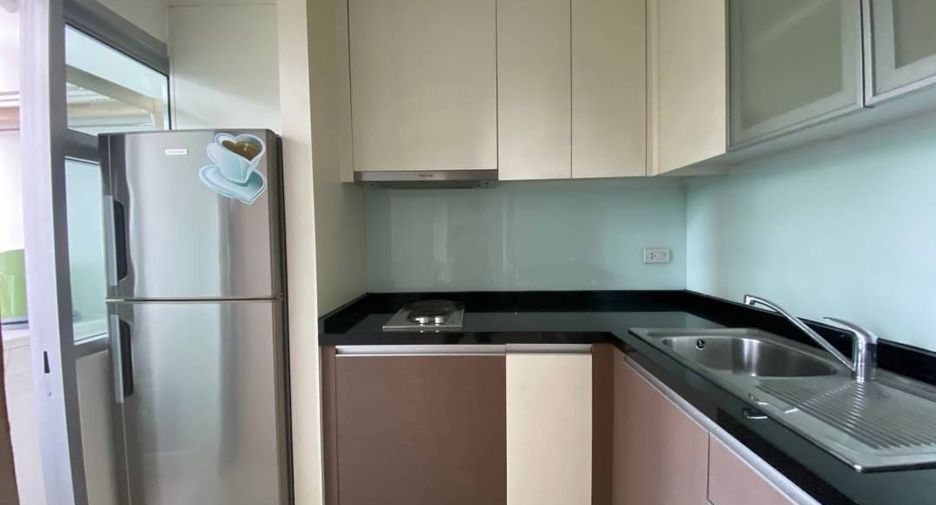 For rent and for sale 1 bed condo in Khlong Toei, Bangkok