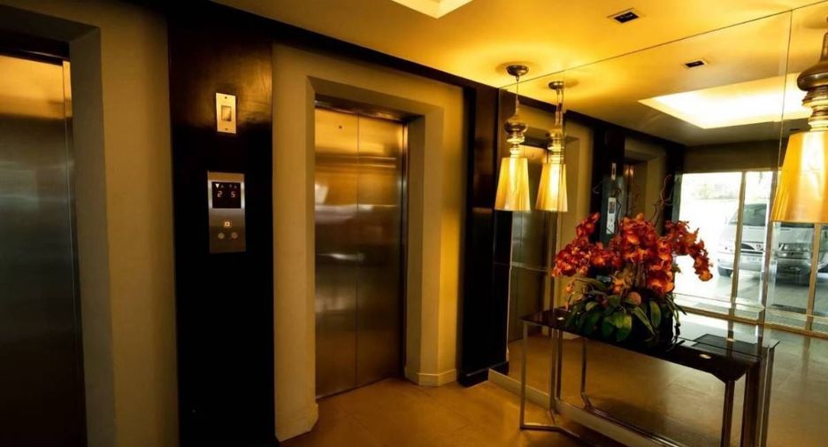 For rent and for sale 1 bed condo in Khlong Toei, Bangkok